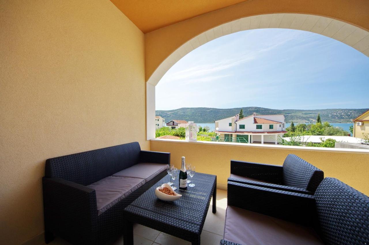 Apartmani Maris Poljica  Bagian luar foto